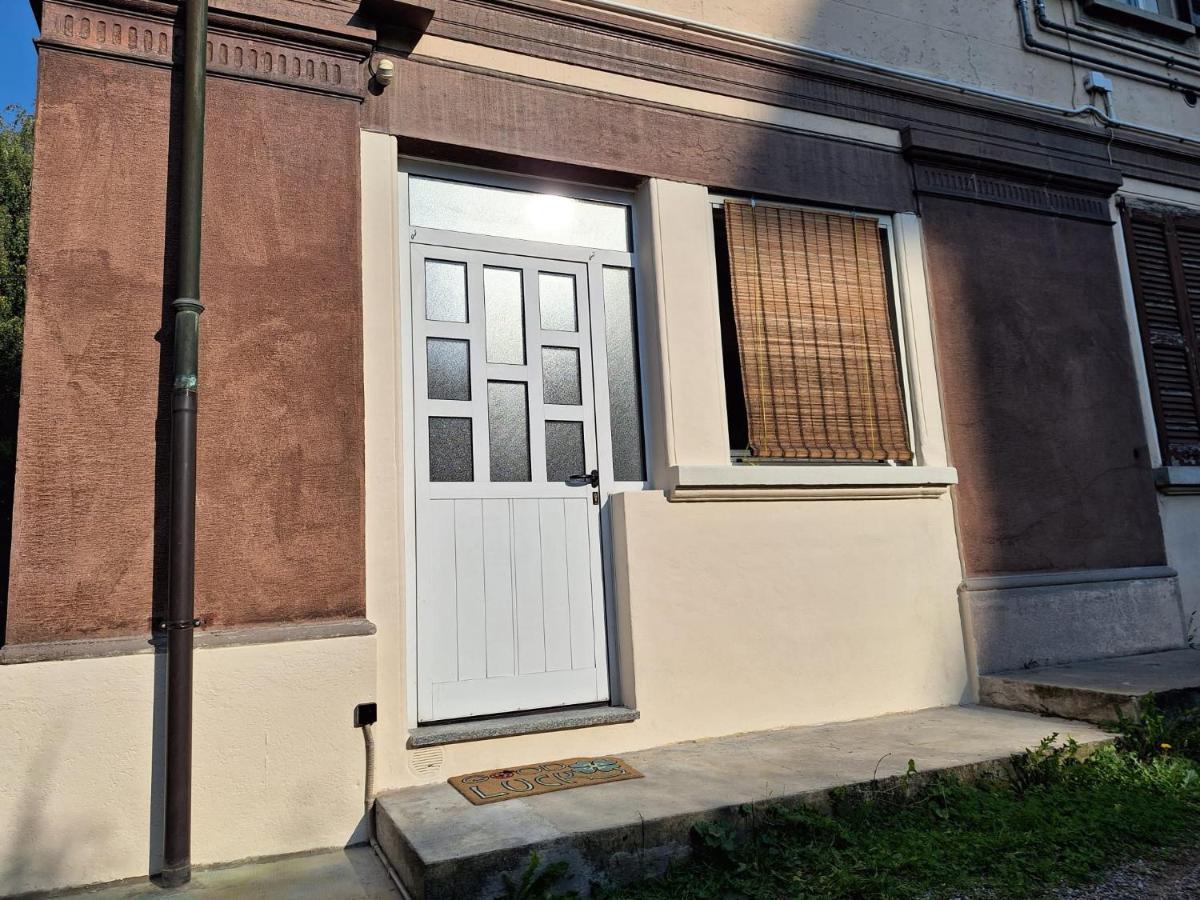 Appartamento La Casa Dei Nonni Malnate Екстер'єр фото